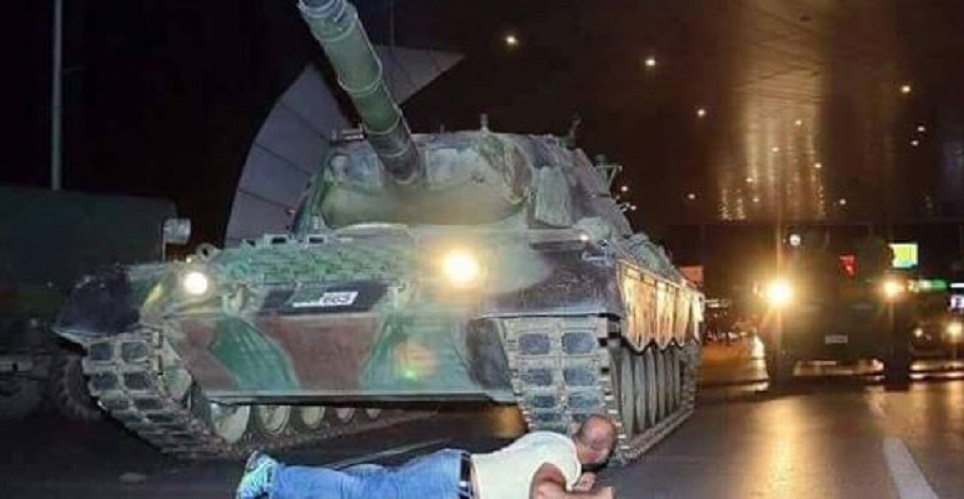 HİÇ BİR ŞEY, DARBE YAPMA HAKKI VERMİYOR!