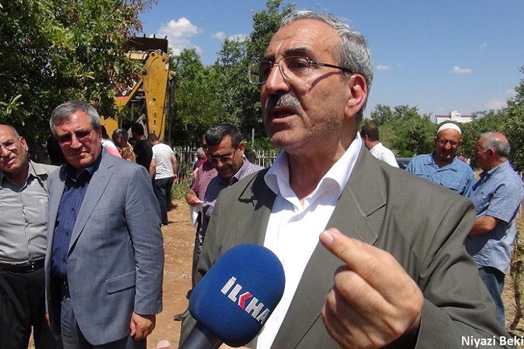 VARLIKLAR TESADÜFÜN ESERİ OLAMAZ
