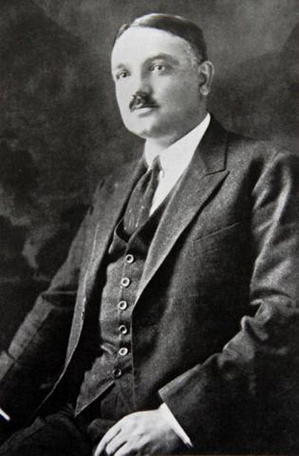 “KOLAYI VAR PAŞAM”