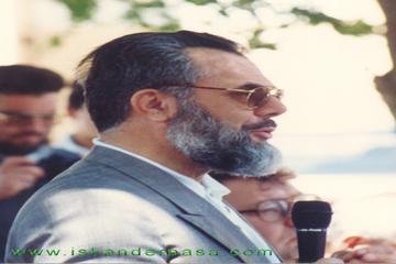 PROF. DR. MAHMUD ESAD COŞAN HOCAEFENDİ'DEN İKİ FIKRA