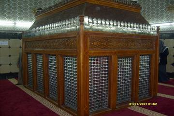 İMAM EBU HANİFE-HAYATI VE ŞAHSİYETİ-1