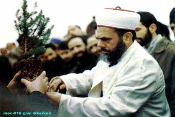 ESAD COŞAN HOCAEFENDİ'DEN BİR GÜLDESTE-2