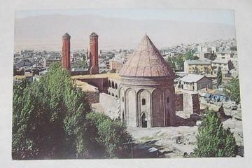 İLMİ DÜNYAYA TERCİH EDEN BİR ALİM