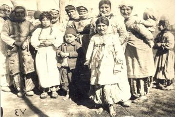 “BU MİLLET YENİLMEZ”