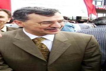 PROF. DR. AHMED AKGÜNDÜZ BEYEFENDİ İLE MAZİMİZ ETRAFINDA-2